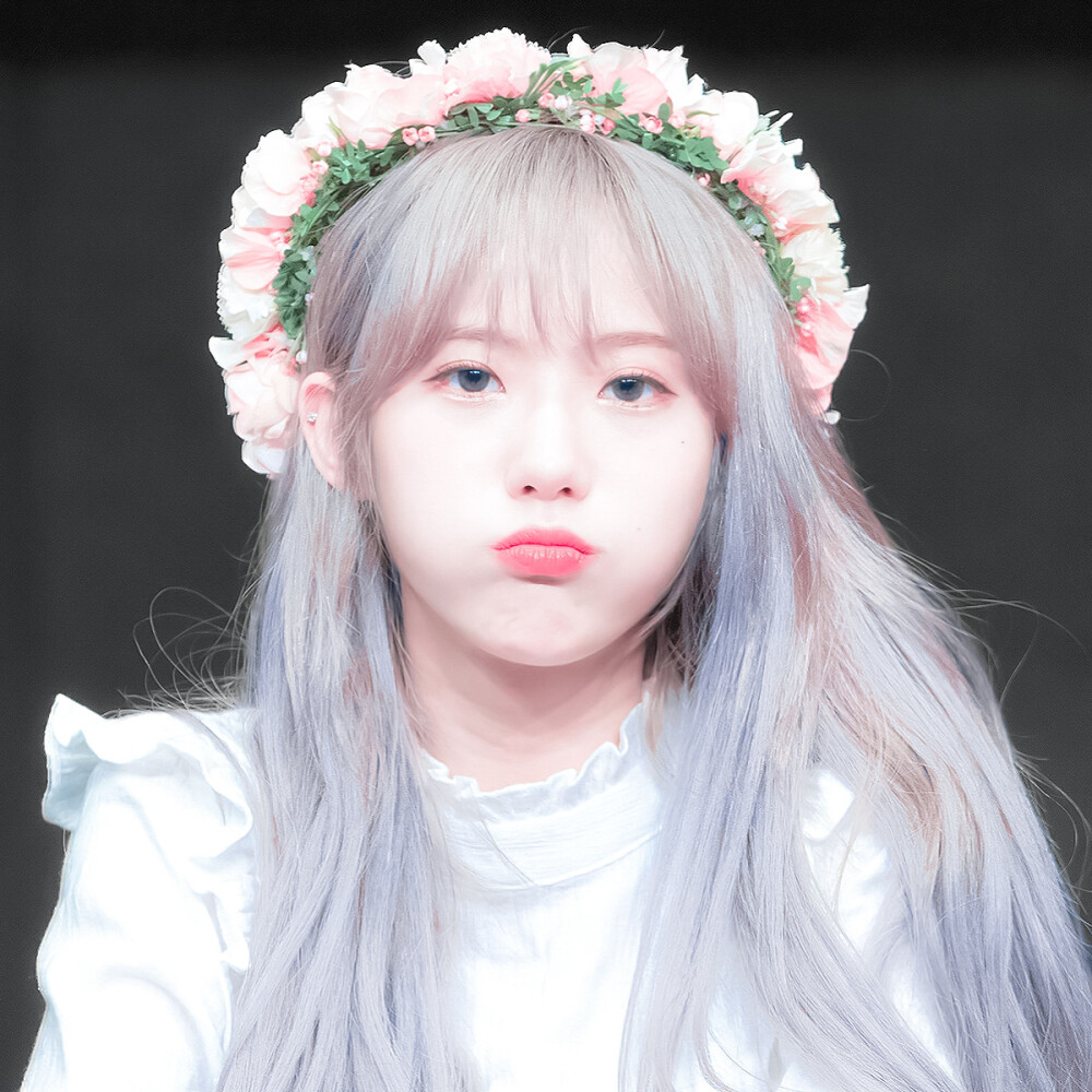 李LUDA
babyface