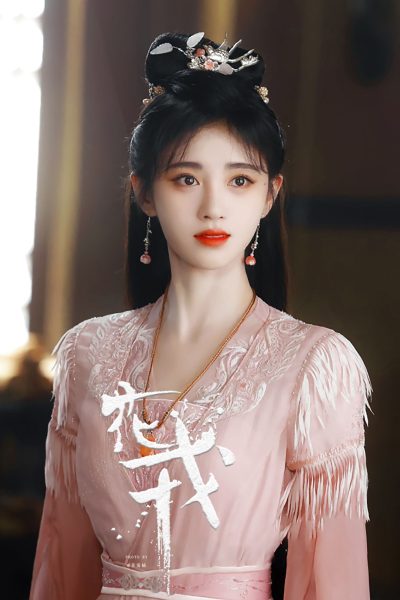 鞠婧祎 | 司马忘月
cr:青雾橘