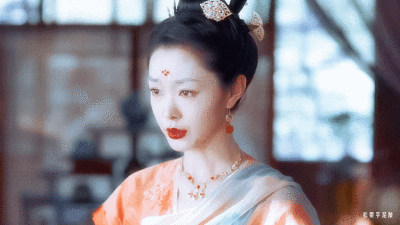 宋轶 | 柳然
cr:松栗芋泥酿