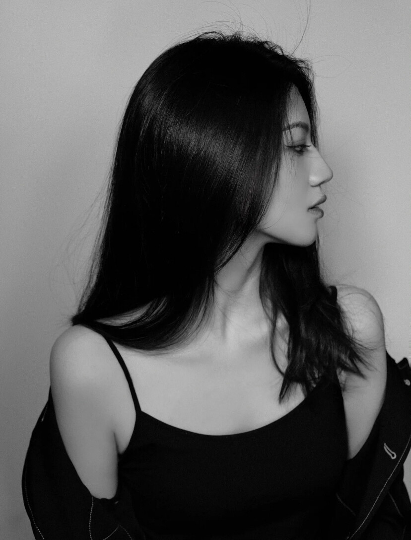 黑白女头像御姐高冷
