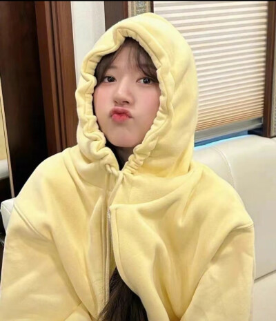 赵露思甜妹头像分享