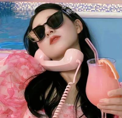 赵露思甜妹头像分享