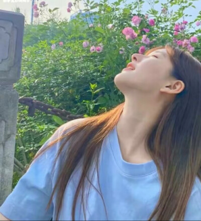 赵露思甜妹头像分享