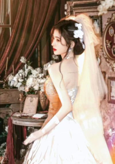 鞠婧祎稀有图