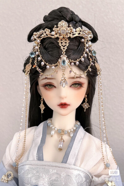 bjd发冠【楼兰】
三分娃用异域风情发冠舞娘发冠敦煌头冠耳环饰品
模特：as家的李师师，柳如是，河东君（三分）