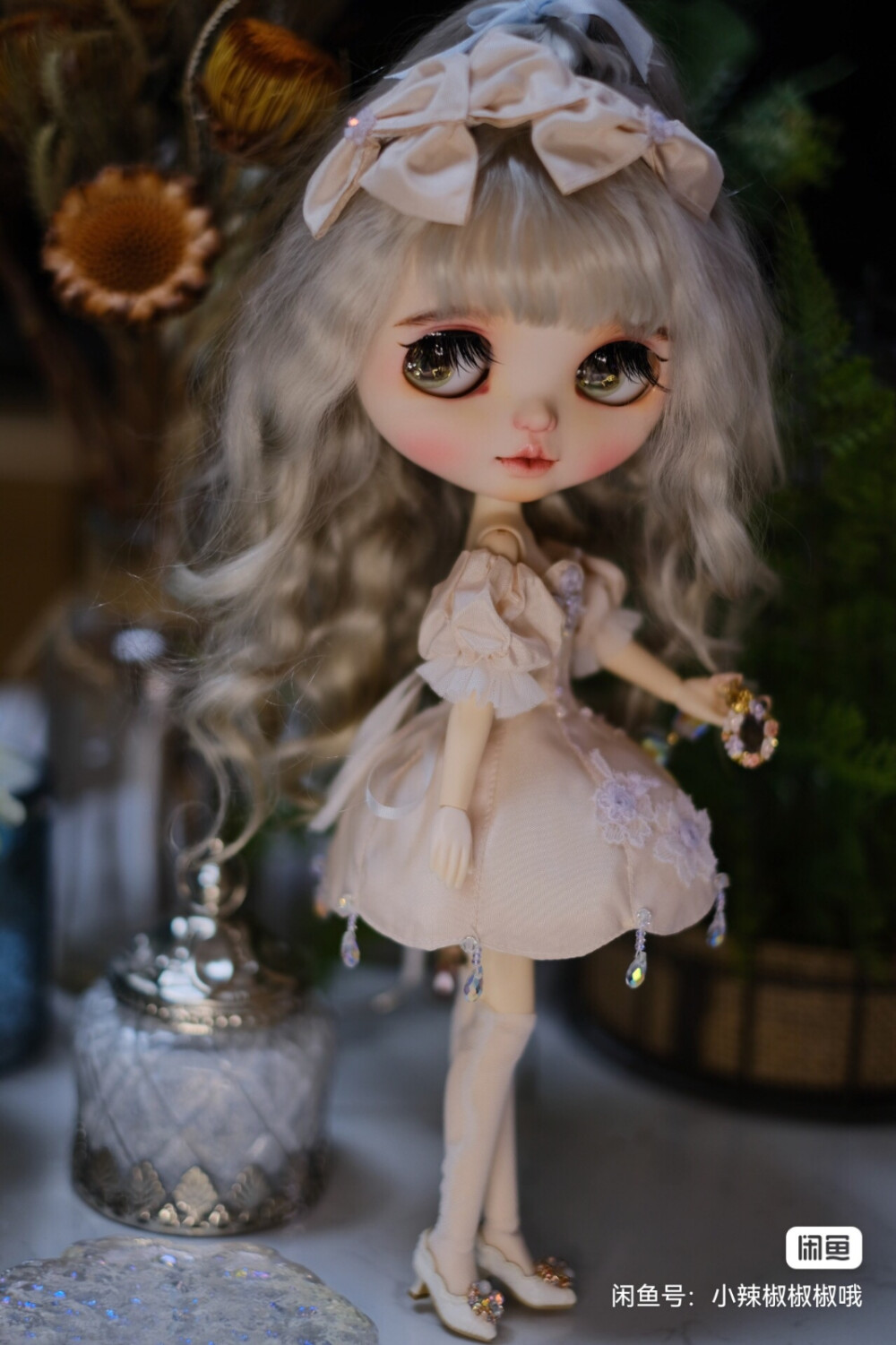 Blythe小辣椒小布娃衣娃裙
塔夫绸纯真丝