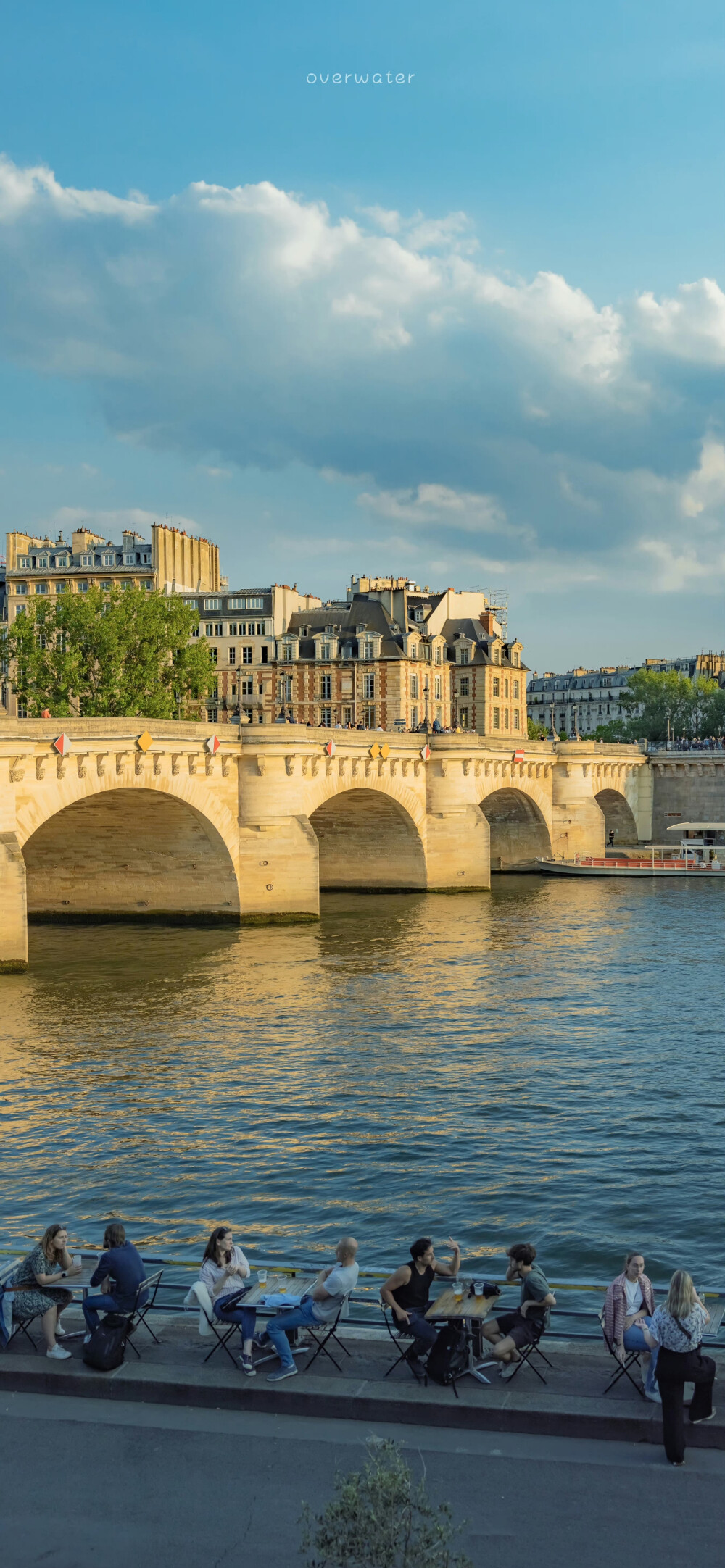 最美的旅行，是尚未开始的那一场
Paris
by.@overwater