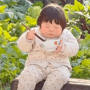 摇一瑶(๑>؂<๑）