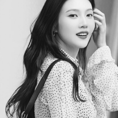 
Happy Ending (feat. Pat Kiloran & Ashley Alisha)