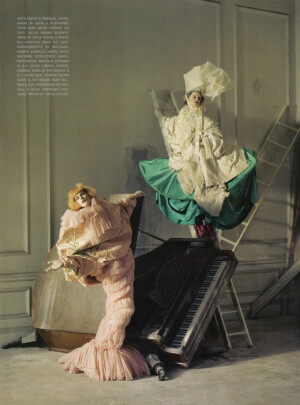 【审美积累】
            
      Tim Walker