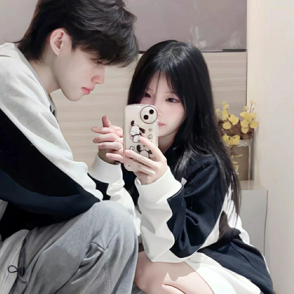 甜甜蜜蜜的情头十分明显