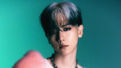 ⊙边伯贤 橙光素材
@贺枝裕 抱图收藏