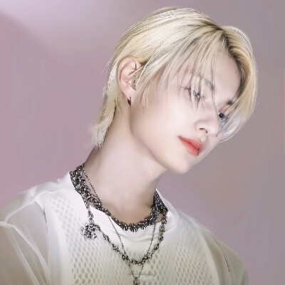 文俊辉.
原截/季北杏