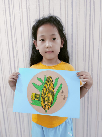 认真的样子可以看出，你是一个独立有想法的孩子