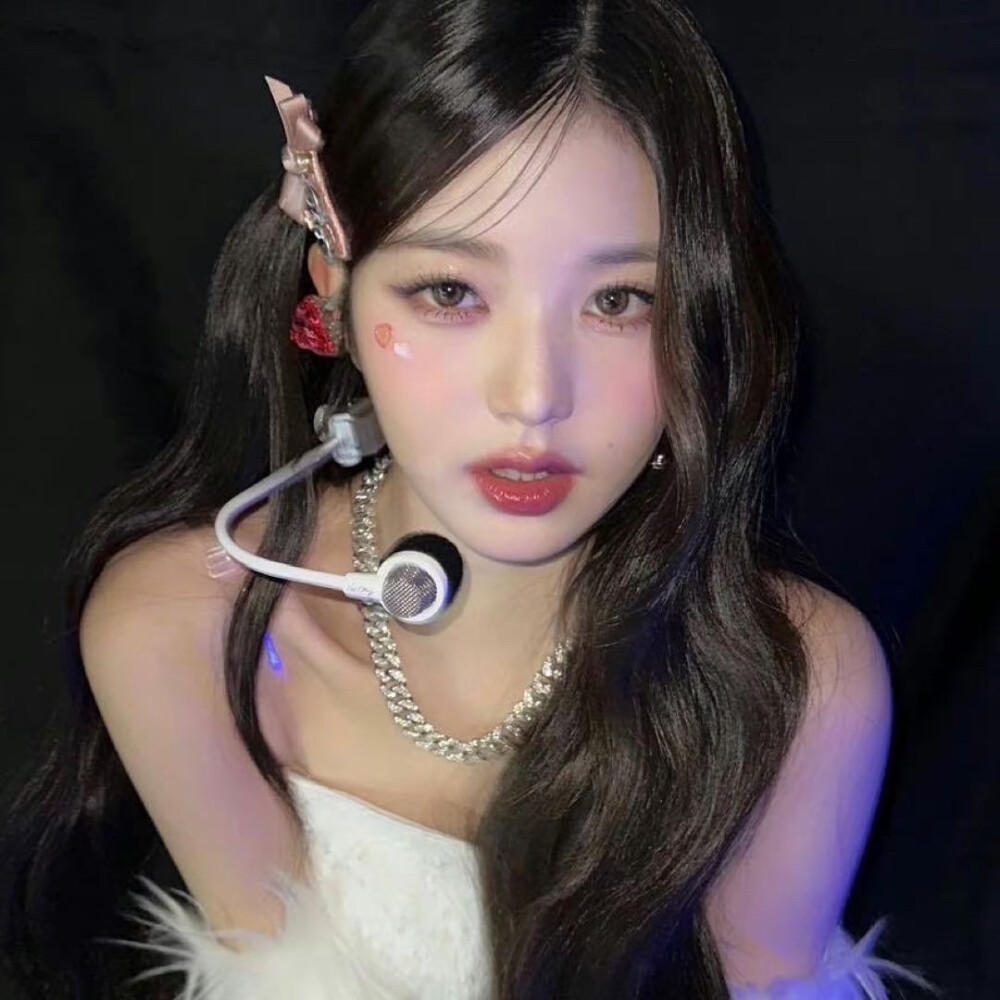 张元英 ive 雪允