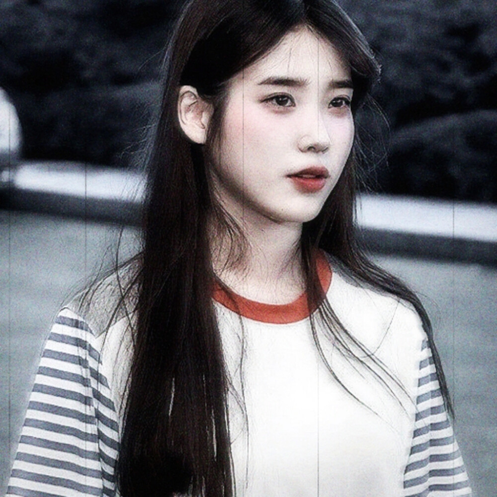 IU