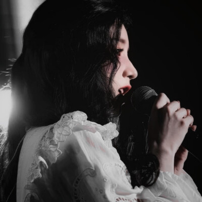 
钢琴演奏：Changing Partners+烈火