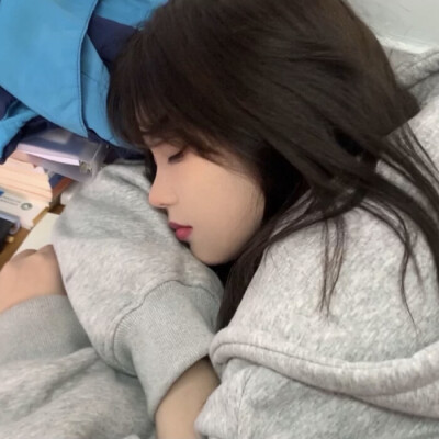 【摆烂女头】在我喜欢的状态里生活