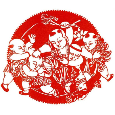 曾执手花前月下，谈古论今拾趣连环，也曾暗借鸳鸯戏水，十里相送。又怎知心有苦衷，不惹情愫。