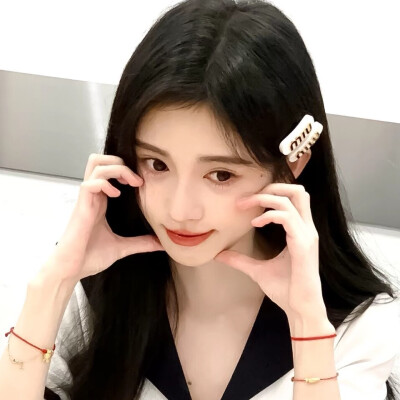 黑暗中也别枯萎，我心爱的向日葵。