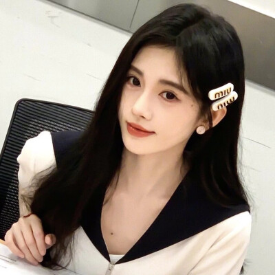 黑暗中也别枯萎，我心爱的向日葵。