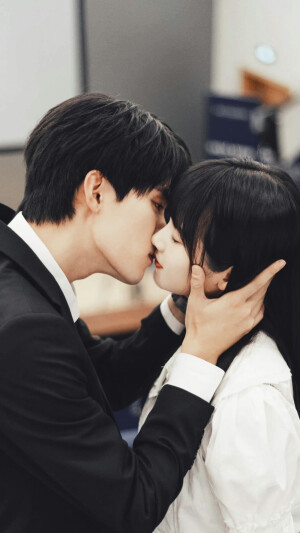 当我飞奔向你

戒 断 失 败 

cr@藏匿流星