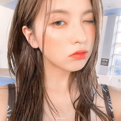 自拍教科书 ૮๑′0`๑აིྀ  