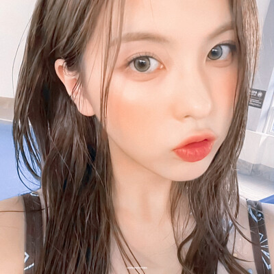 自拍教科书 ૮๑′0`๑აིྀ  