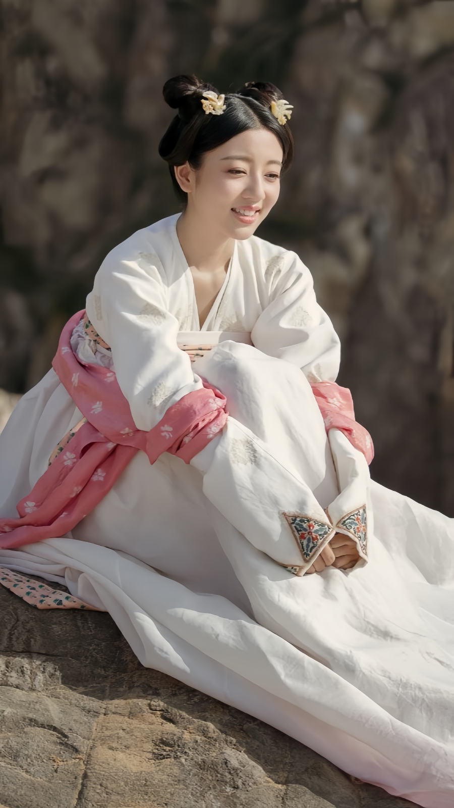 骊歌行陆盈盈何瑞贤