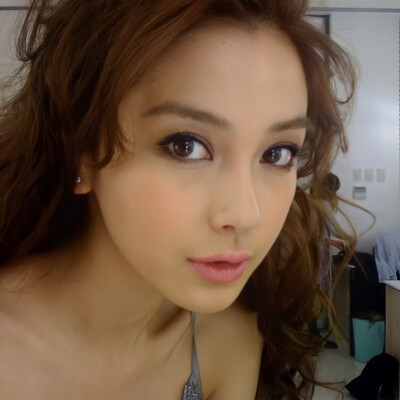 Angelababy