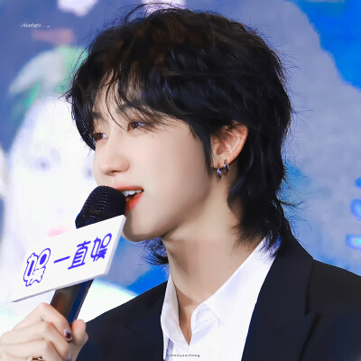 ▪ 徐 明 浩
原：starlightThe8