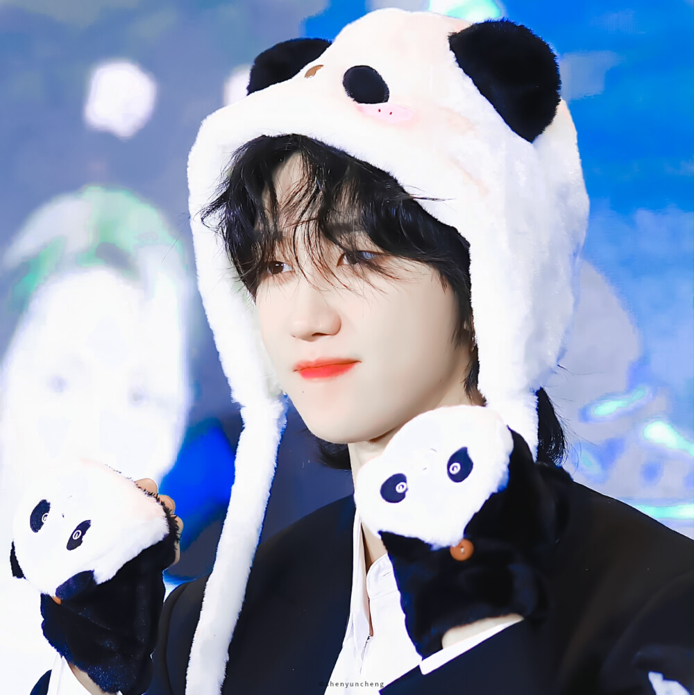 ▪ 徐 明 浩
原：starlightThe8