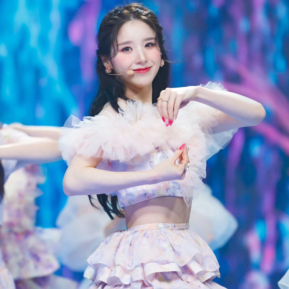 Momoland
Nancy Choerry
MCD