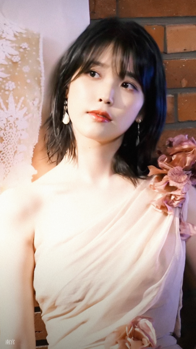 IU | 媒体艺术展览
cr:__南宫_