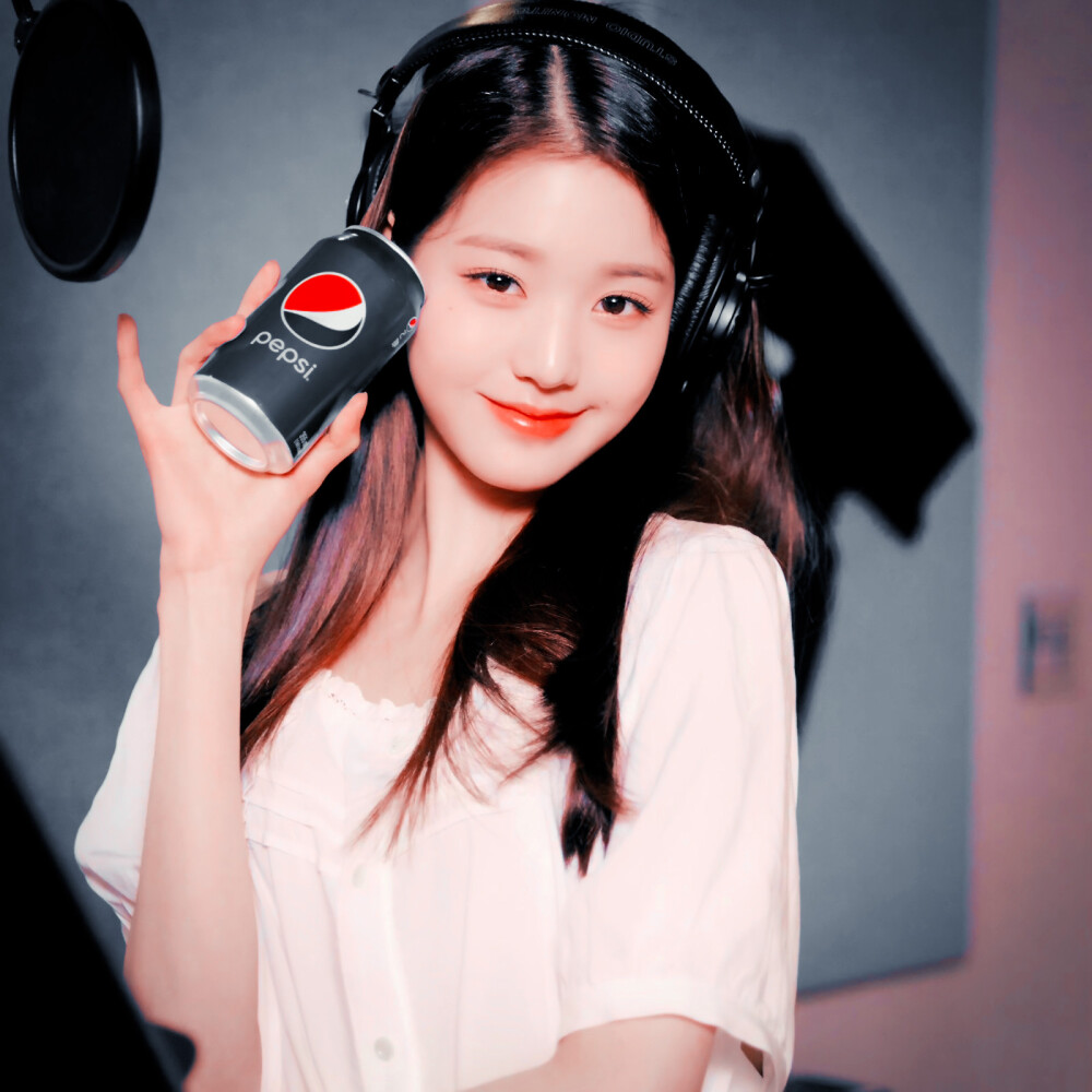 “可爱小圆”
张元英