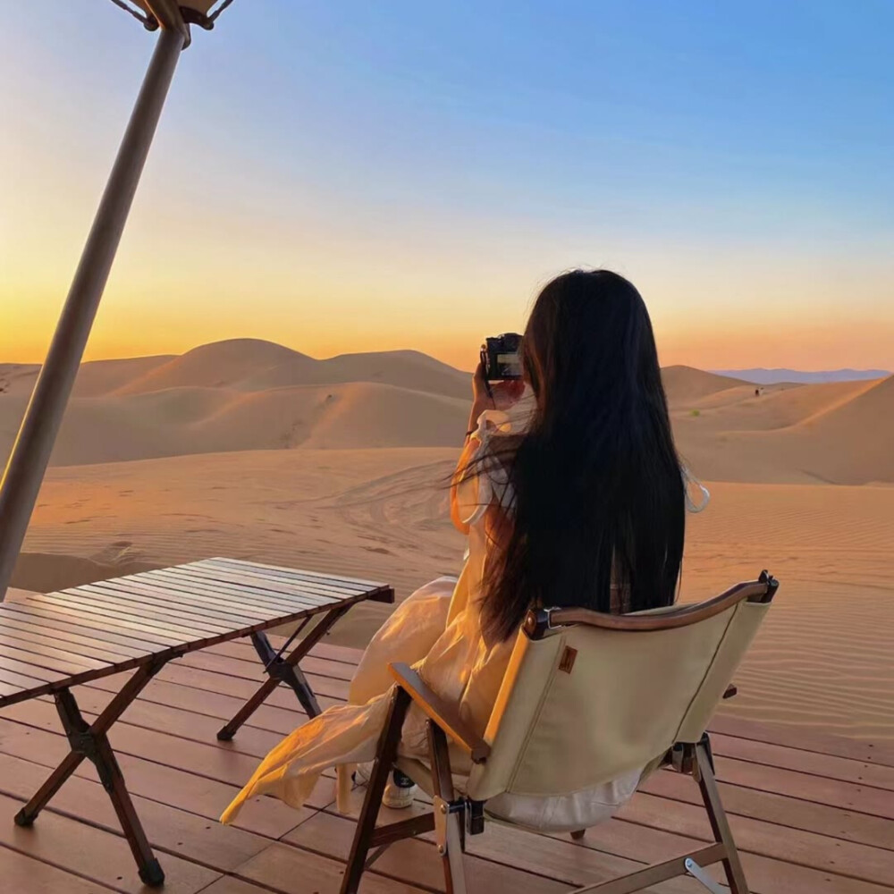 氛围感女头背影头像