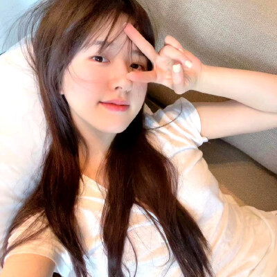 赵露思
一个很会拍照的姐姐