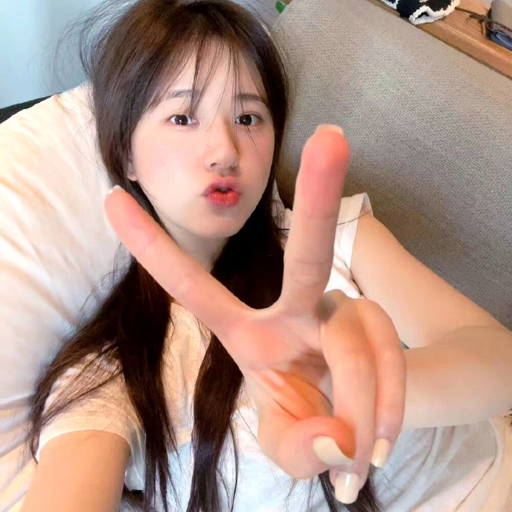 赵露思
一个很会拍照的姐姐