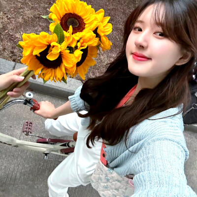 赵露思
一个很会拍照的姐姐