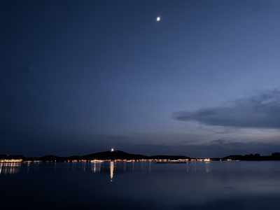 无锡 · 蠡湖之光
自己拍的～ᐡo̴̶̷̤ ﻌ o̴̶̷̤ᐡ