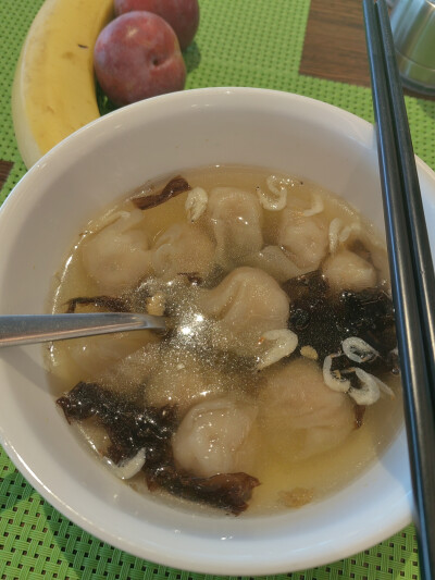 今日消費50，收入0