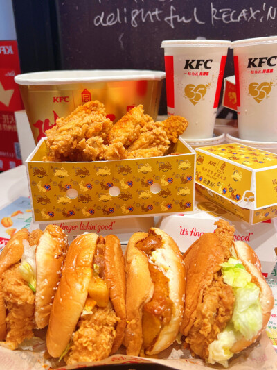 肯德基 新春大金桶