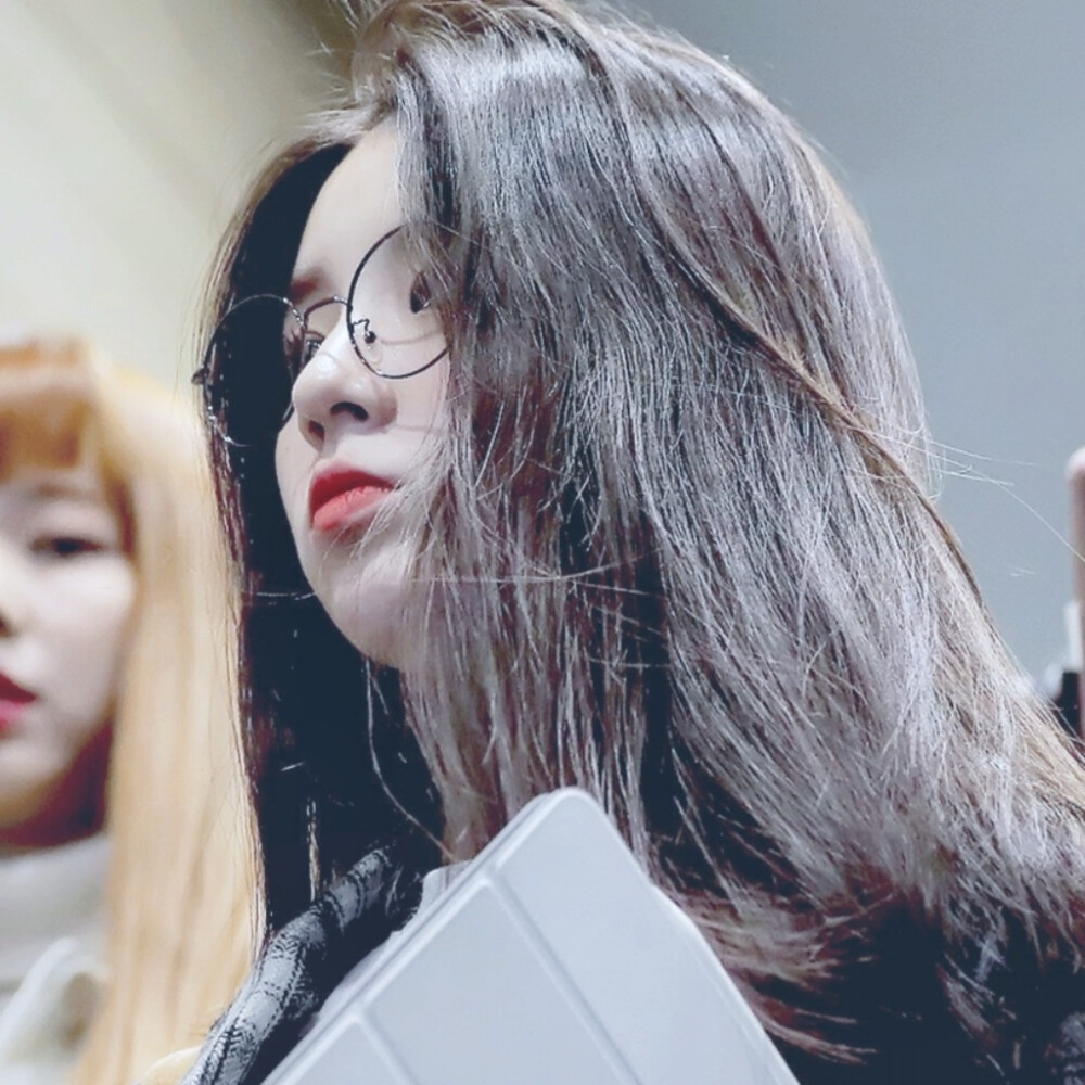 水底のように沈む