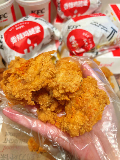 肯德基 新春大金桶