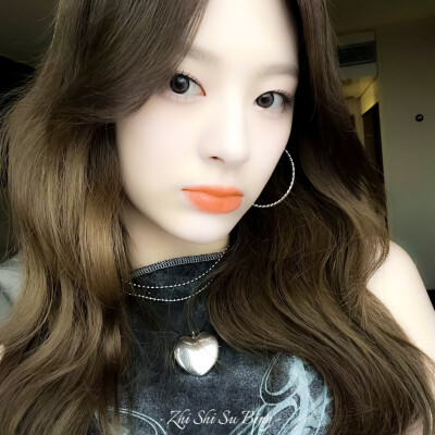 尹势银
禁二改 禁抹水印
二转标dt芝士酥饼