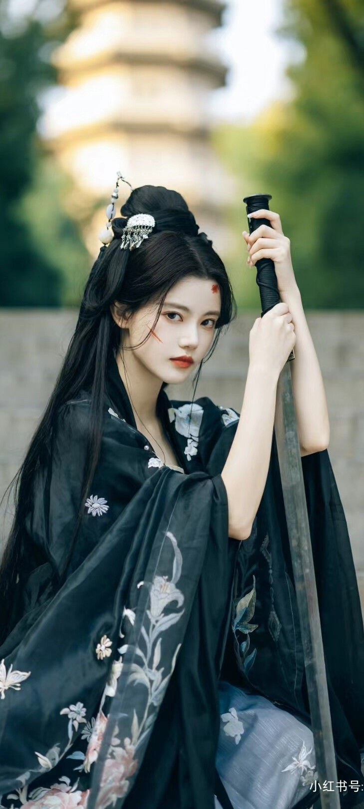 汉服
画中仙:@SNH48-孙珍妮