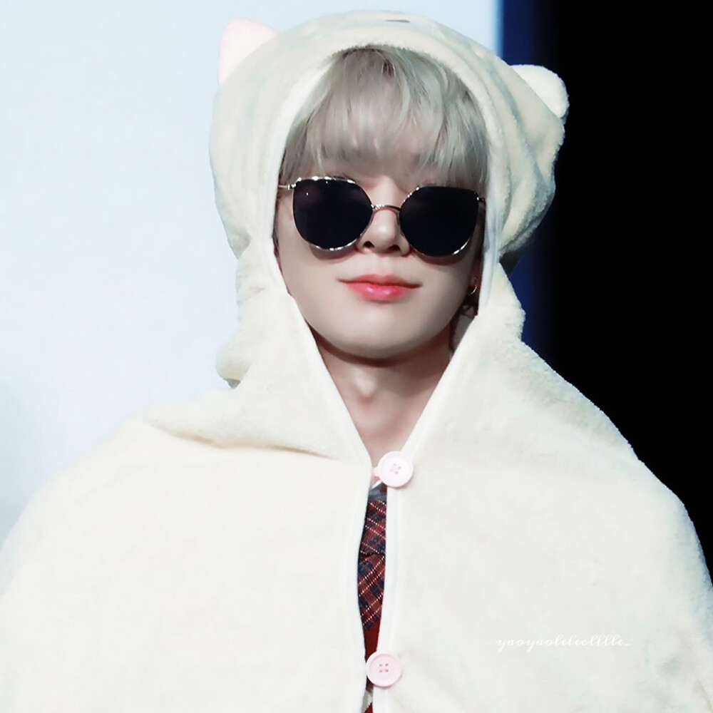 李羲承^いただきますฅ^-﹃-^ฅ