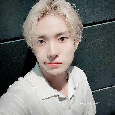 李羲承^いただきますฅ^-﹃-^ฅ