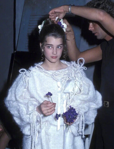 波姬小丝
Brooke Shields