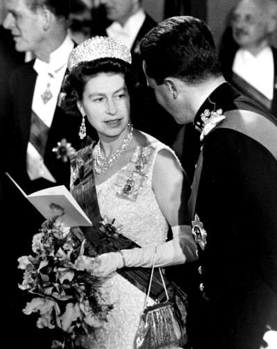 Her Majesty The Queen - 高清图片，堆糖，美图壁纸兴趣社区